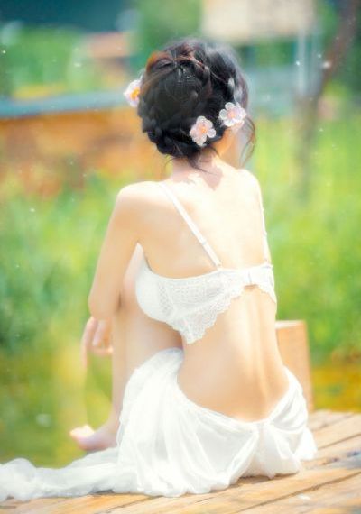 欧美文艺美女图片壁纸_1080P手机免费观看完整