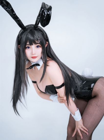 欧美男t恤短袖_BD国语高清在线观看